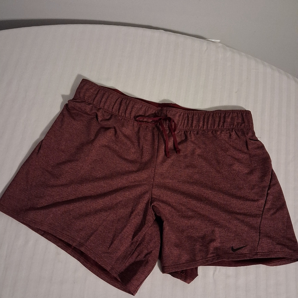 Nike Women's Maroon Athletic Shorts Size Med